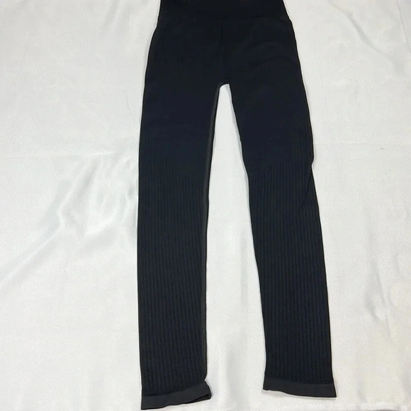 Nasty Gal Collection Black Seamless Ribbed High Rise Legging Size US 10 - Picture 5 of 11